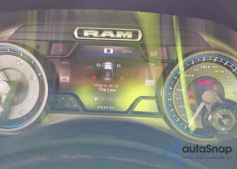 2021 Ram 2500 Limited 4X4 6'4 Box z USA, uszkodzony, nr VIN 3C6UR5TL5MG598783